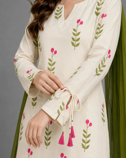 Green Berries 3pc