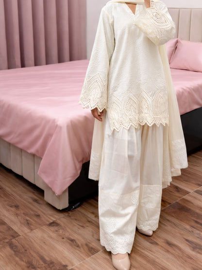 Tareeza Embroidered 3p