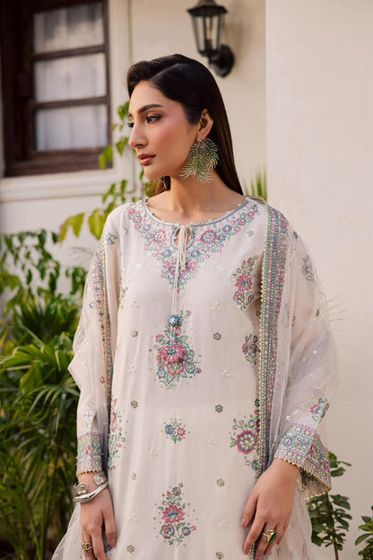 Neelofar Embroidered 3pc