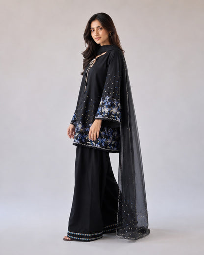 Osen Black Embroidered 3pc
