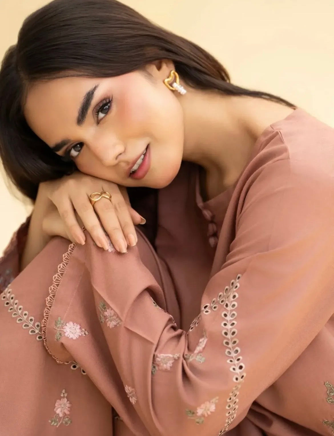 Mehrunisa Embroidered co-ord set