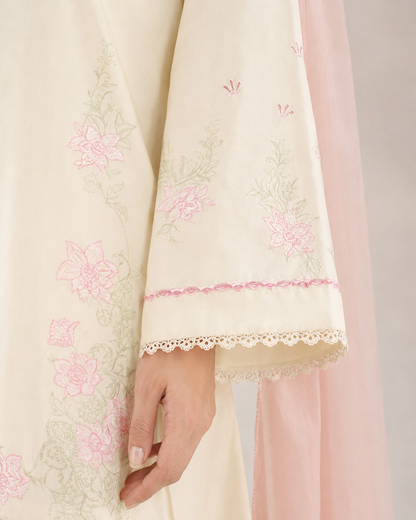 Amora White Embroidered 3pc