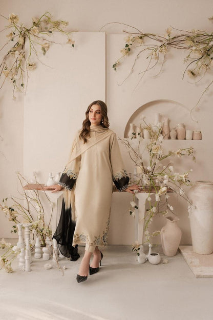 Safoora Embroidered 3-piece lawn suit