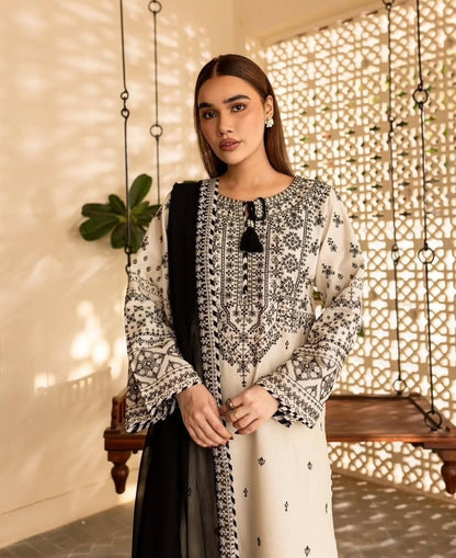 ARFA Embroidered 3-piece lawn suit