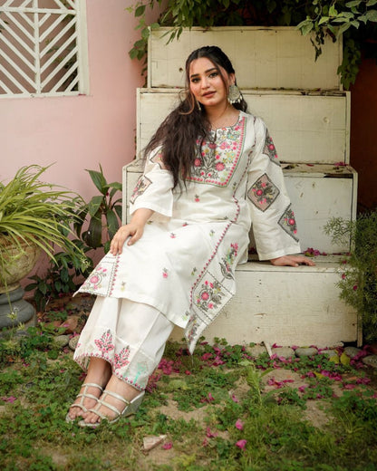 Naaz Embroidered 2PC
