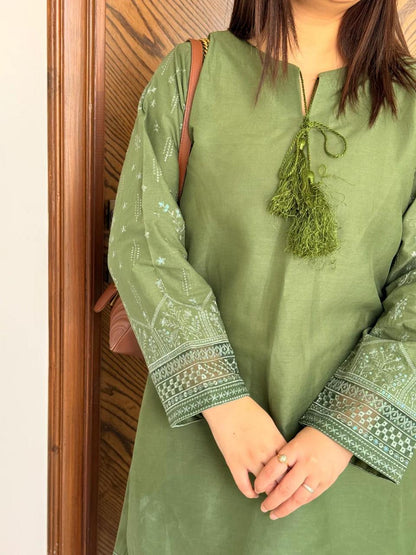 Grace Embroidered Farshi Shalwar