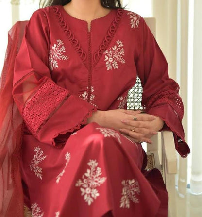 Hooriya Embroidered 2pc