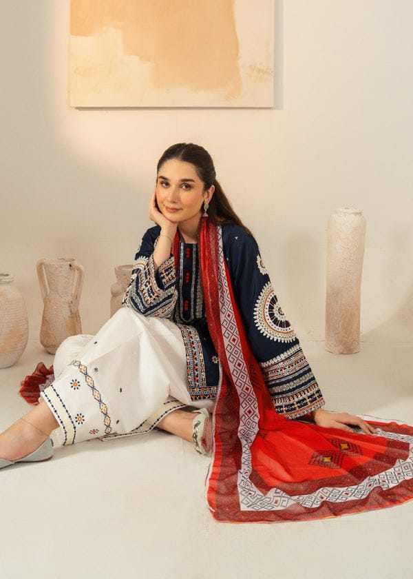 Ruhi Embroidered 3pc