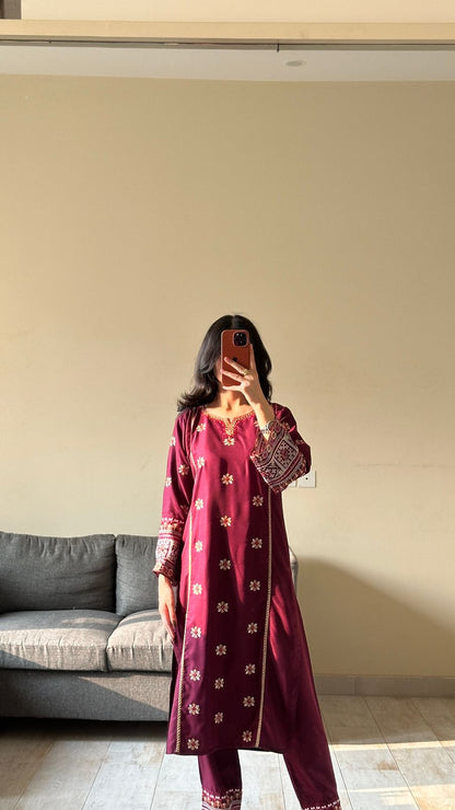Nazakat Embroidered 2PC