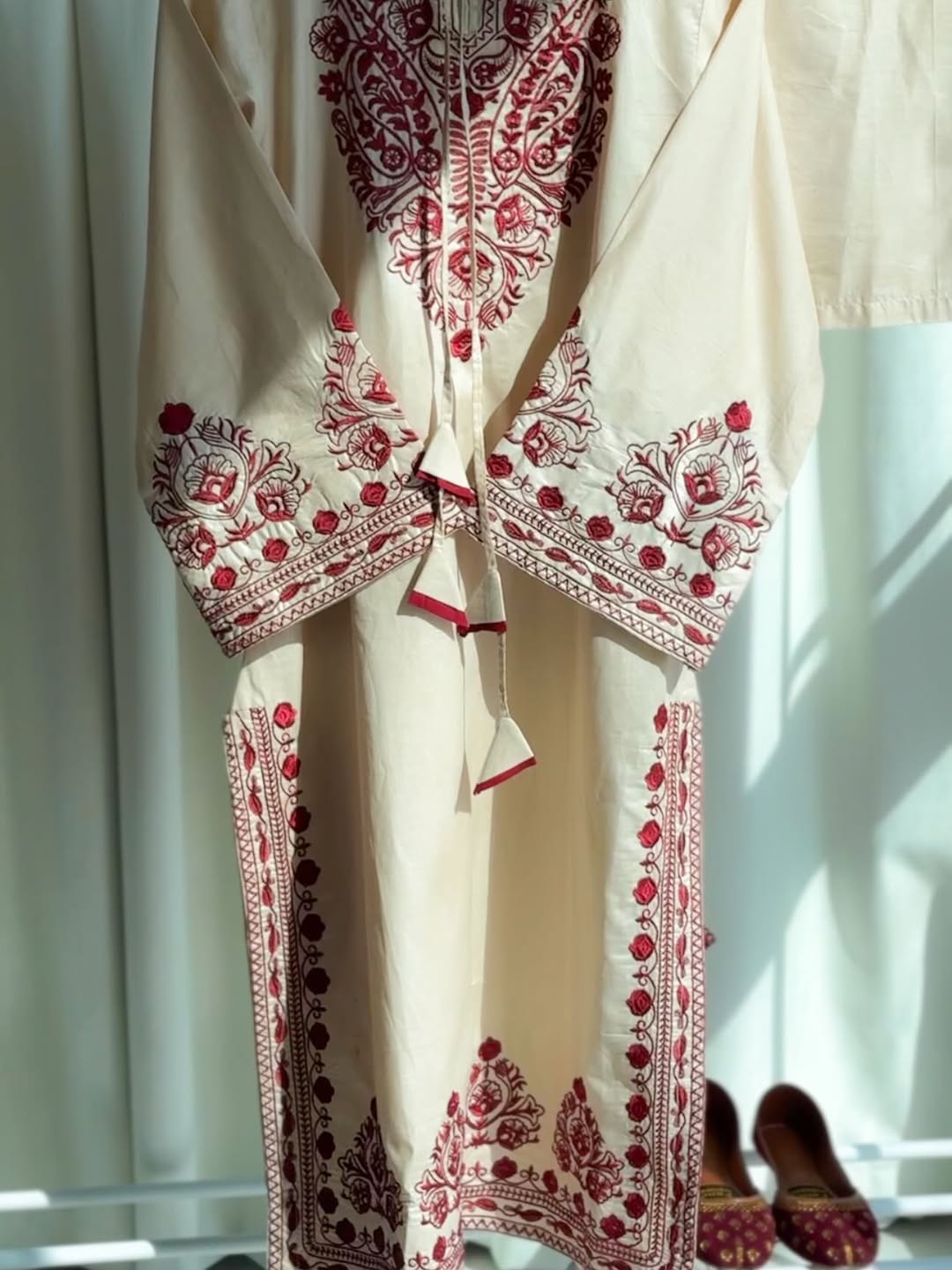 Laal Bahar Embroidered 3Pc